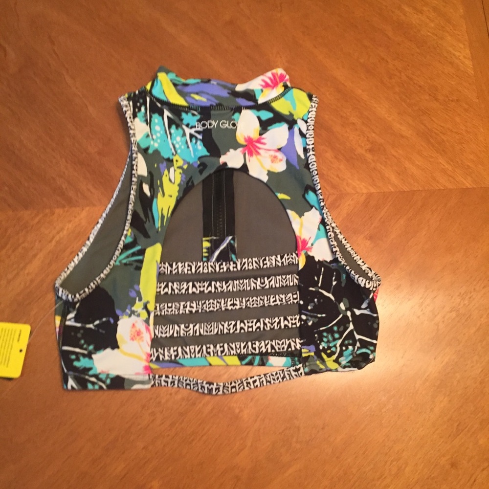 Body Glove Active Zip Front Sports Bra - Picture 7 of 8